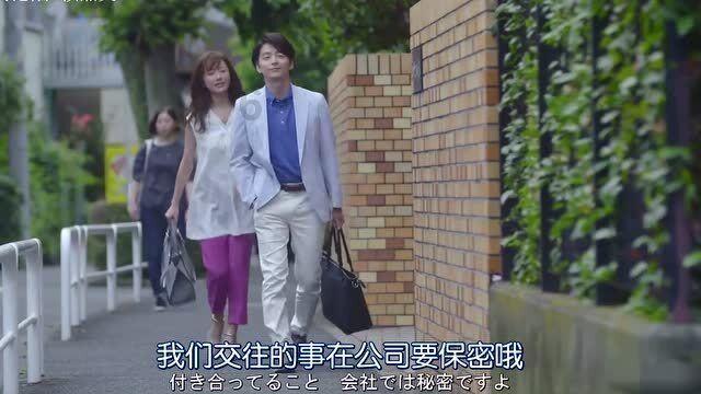 “圣诞节”女明星自拍照火了,照片放大十倍后,美不美一目了然
