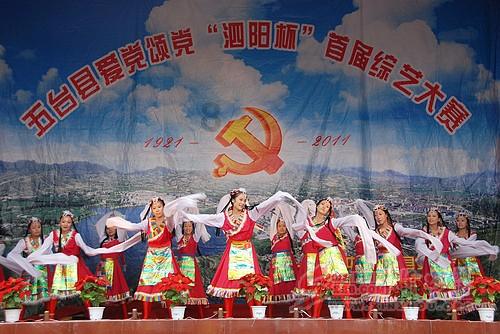 汕头海岸搁浅鲸鱼尸体已被打捞上岸,最新进展→